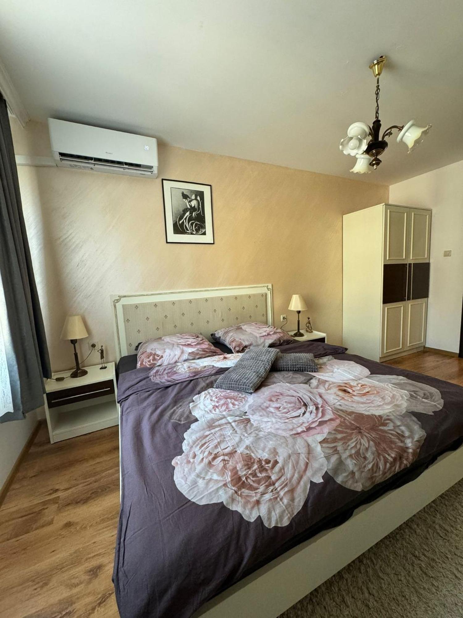 The Master And Margarita Apartment, Майстора И Маргарита, Two Bedroom Apartament Burgas City Exteriér fotografie